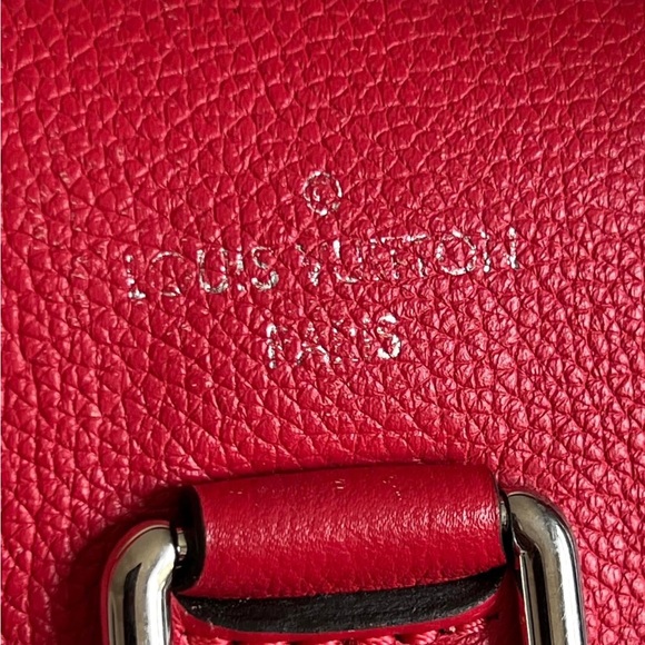 ‼️SOLD on instagram‼️Louis Vuitton Lock me backpack - Picture 9 of 16